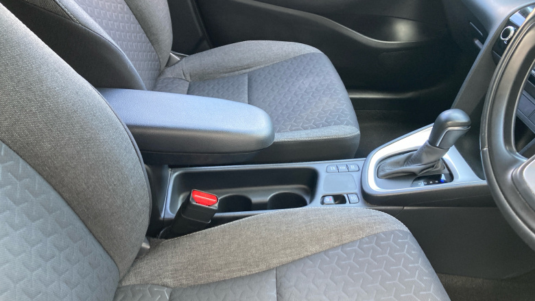 Toyota Yaris Cross 1.5 Hybrid Design 5dr CVT Hybrid Estate